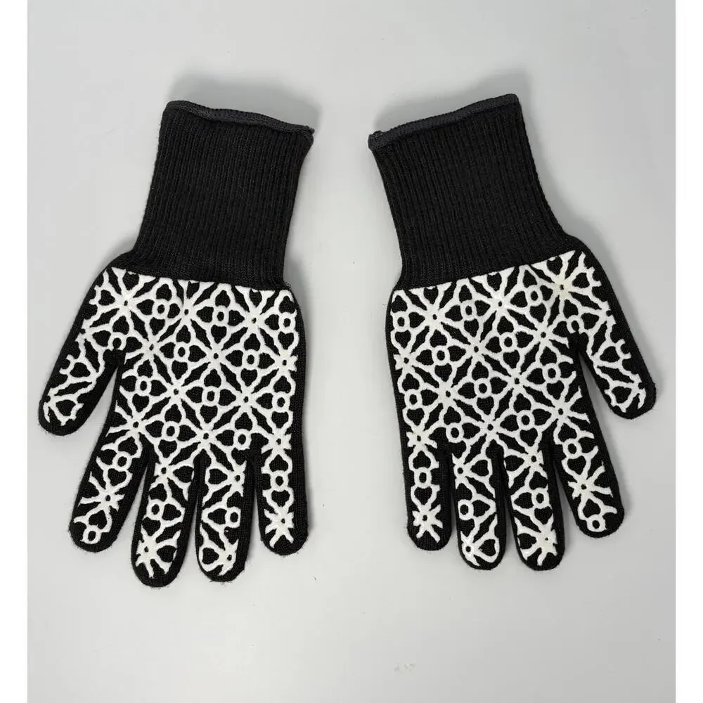 Sur La Table Black Tile Oven Gloves, One Pair, Size Large NEW NWOT